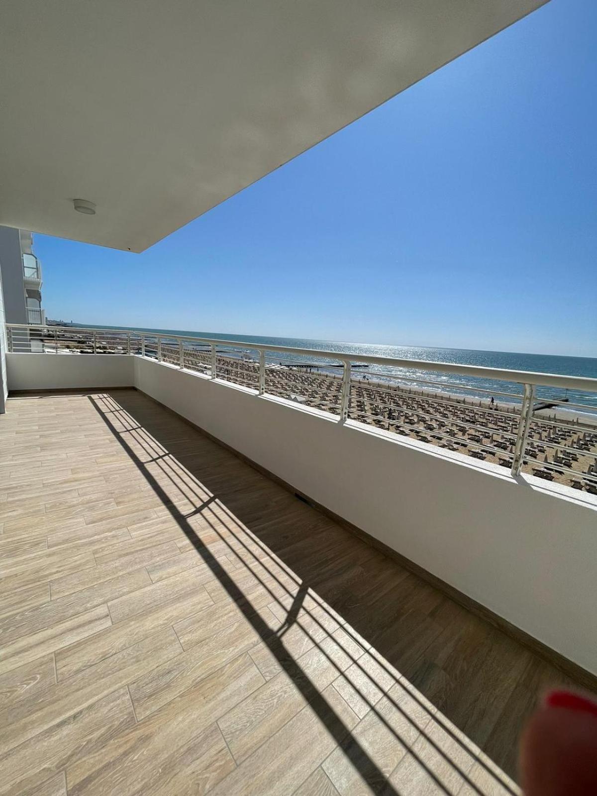 Residence Faro - Walterigato Apartments Solo Per Famiglie 리도 디 예솔로 외부 사진